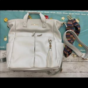 Lily Jade Stone Caroline